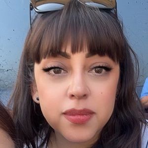 Meet your Posher, Yicel